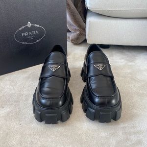 PRADA MONOLITH LOAFERS SIZE 10 in Prada US 11